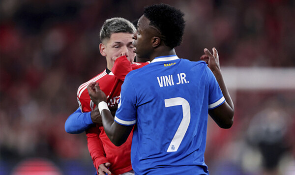 Винисиусом, Очень, Марк, Буллингем