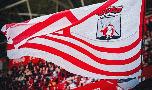 Матч чемпионата Испании остановили и перенесли из-за ужасной трагедии Спортинг, Испании, Леганес, Молинон