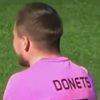 Футболиста удалили с поля за русский язык в матче украинской медиалиги Ultimate, Карпаты, Дениса, Мирошниченко