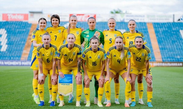 Держались сколько могли. Украина разгромно проиграла сборной Англии Ивкова, Гирин, Джеймс, Бивер, Джонс