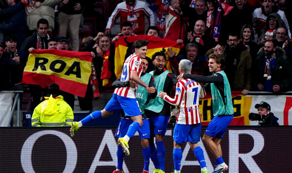 Тоттенхэм, Испании, Атлетико, Льоренте, Англия