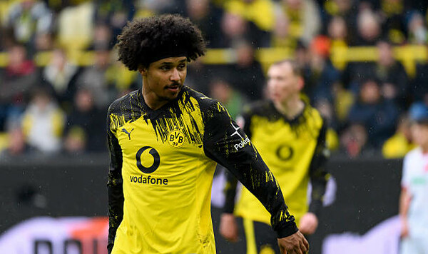 Гол Адейеми. Беспроигрышная серия Боруссии в Бундеслиге достигла 19 матчей Боруссии, Адейеми, Бундеслиге, Карим, Германии