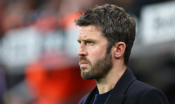 Рэтклифф, Каррик, Юнайтед, Майкл, Лигу