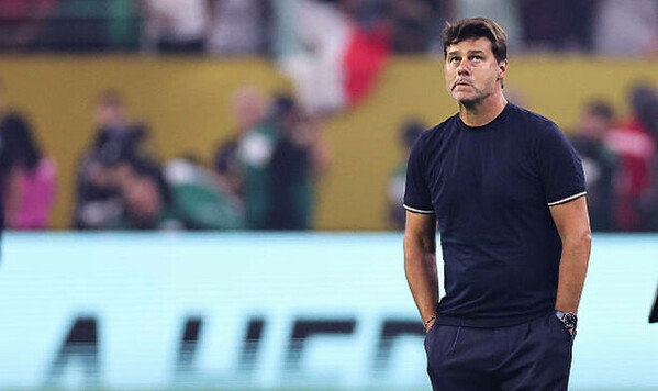 Реала, Почеттино, Маурисио, Этот