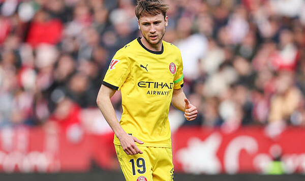 Ванат, Цыганков, Жирона, Украины