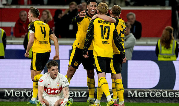 Адейеми забил в Бундеслиге. Беспроигрышная серия Боруссии продолжается Бундеслиге, Боруссии, Адейеми, Карим