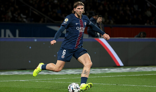 Забарный, Ильи, Илья, Ниццы, Лиге