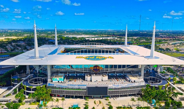 ФИФА вводит жесткие ограничения на брендинг стадионов к ЧМ-2026 Stadium, Miami, Rock, Hard