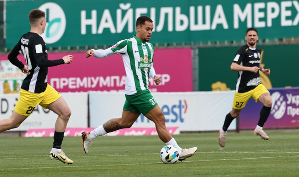 Две красные и много напряжения. Карпаты победили Александрию Мирошниченко, Бруниньо, Огарков, Сапуга, Ващенко