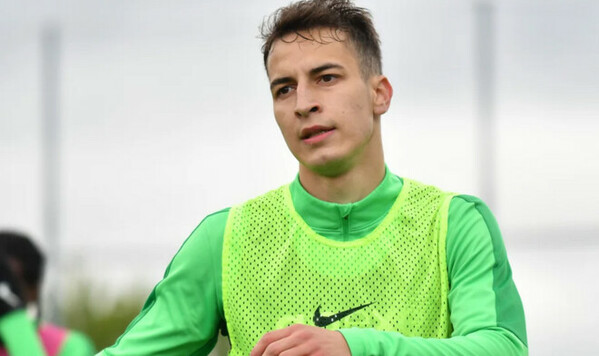 Карпат, Мироху, Украинской, Премьер