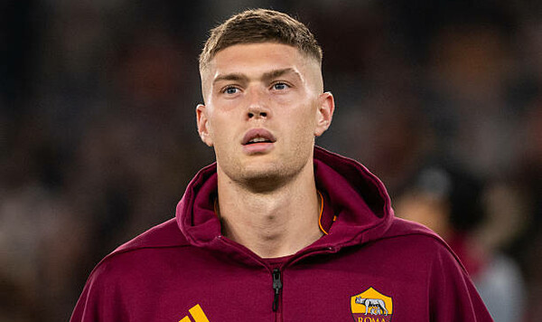 Форвард сборной Украины оказался не нужен известному тренеру Украины, Артем, Довбик, Ромой