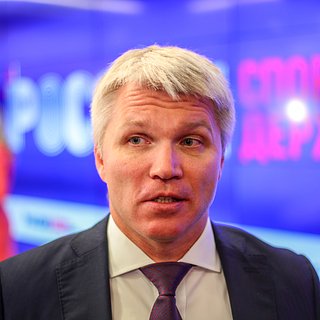 Бывший министр спорта России осудил запрет Минздрава возвращать пиво на стадионы России, Колобков, Минздрав, Госдумы, Поэтому