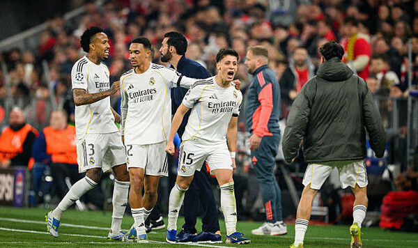 Реал, Дани, Баварии, Камавинга, Карвахаль