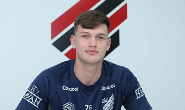 Украины, Паранаэнсе, Атлетико, Воронов