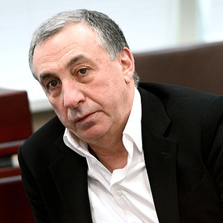 Гинер, Александра