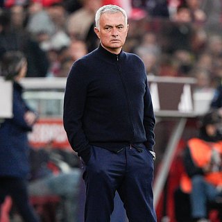 Моуринью подписал контракт с «Реалом» на три года Реал, Моуринью, Барселоны