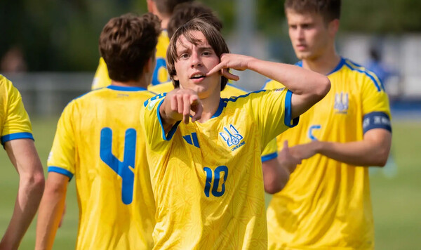 ФОТО. Невероятное выступление Украины U-19! Выбили Италию и набрали 9 очков Украины, Хорватію, Богдан, Оличенко, Італія